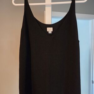 Black Sleeveless Top